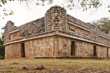 https://yucatan.travel/wp-content/uploads/2019/11/Xlapak-RutaPuuc-Aldeas-Mayas-Region-Yucatán-e1611865430192-450x300.jpg