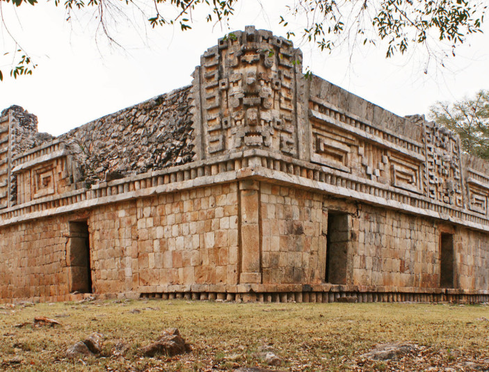 https://yucatan.travel/wp-content/uploads/2019/11/Xlapak-RutaPuuc-Aldeas-Mayas-Region-Yucatán-e1611865430192-703x535.jpg