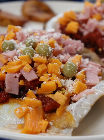 Huevos motuleños