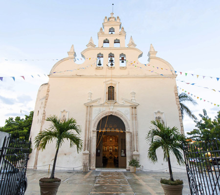 https://yucatan.travel/wp-content/uploads/2019/12/15665674409624-450x400.jpg