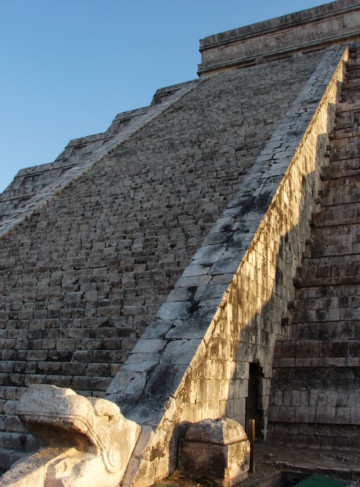 https://yucatan.travel/wp-content/uploads/2019/12/Chichenitzá-Capital-Mundo-Maya-Yucatán-Regiones-360x487.jpg