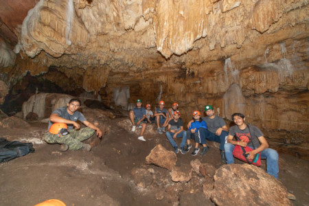 https://yucatan.travel/wp-content/uploads/2019/12/GRUTAS-CHOCANTES-17-450x300.jpg