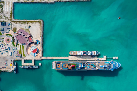 https://yucatan.travel/wp-content/uploads/2019/12/Puerto-Progreso-Alta-scaled-450x300.jpg