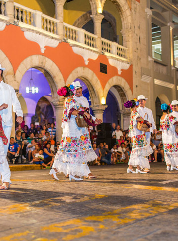 https://yucatan.travel/wp-content/uploads/2019/12/Vaquería-centro-de-Mérida-1-360x487.jpg