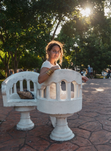 https://yucatan.travel/wp-content/uploads/2020/03/Sillas-confidente-Valladolid-360x487.jpg