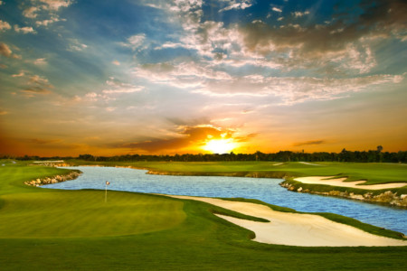 https://yucatan.travel/wp-content/uploads/2020/06/El-Jaguar-450x300.jpg