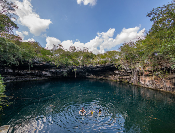 https://yucatan.travel/wp-content/uploads/2021/04/Cenote-Kikil-1-703x535.jpg