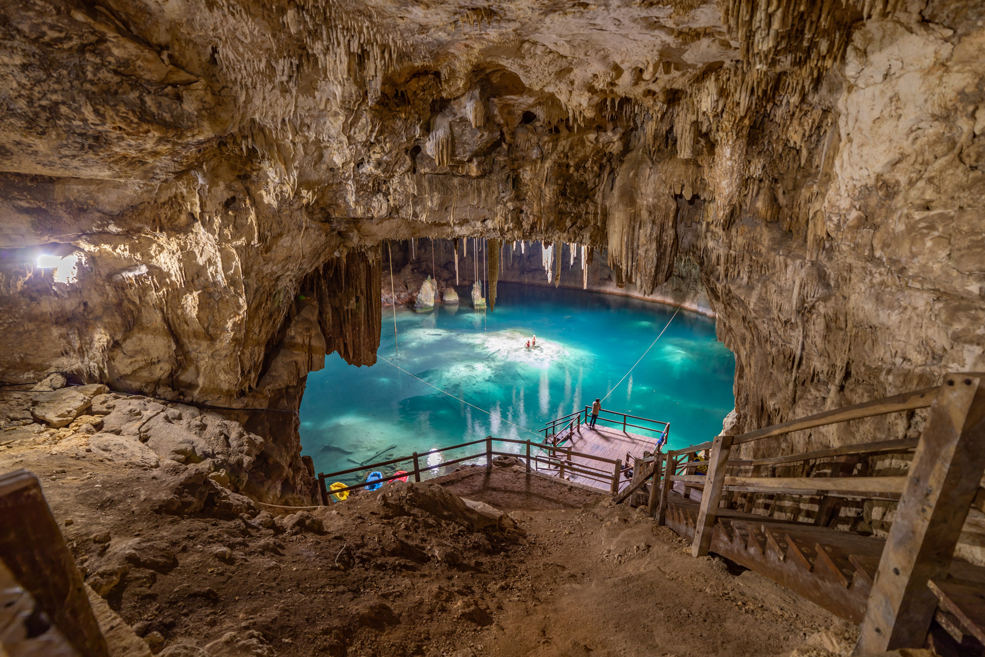 365 giorni in Yucatan - No. 046 Immersioni nei cenote a Valladolid: caverna  tipo cenote