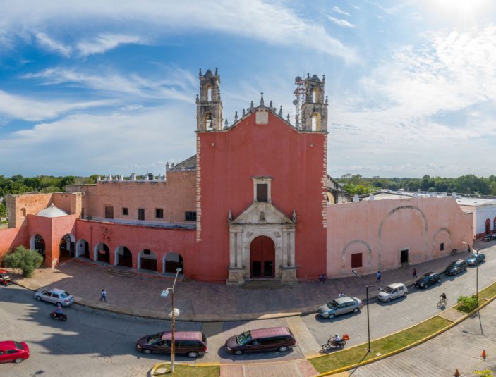 https://yucatan.travel/wp-content/uploads/2023/02/Yucatán-Pueblos-Mágicos-Motul-scaled-703x535.jpg
