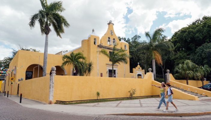 https://yucatan.travel/wp-content/uploads/2024/08/LGBT_-52_Mérida-703x400.jpg