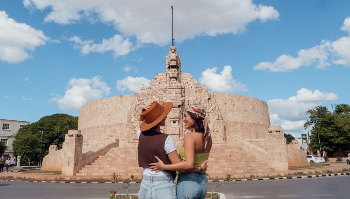 https://yucatan.travel/wp-content/uploads/2024/08/LGBT_-56_Mérida-703x400.jpg